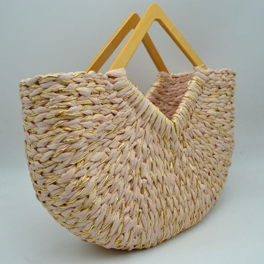 THE BADDEST SUMMER HANDBAG! GRAB YOURS TODAY